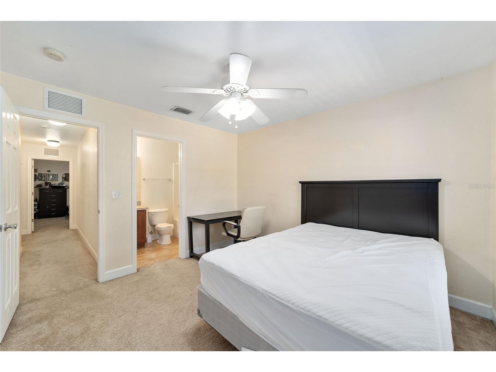 2915 SW 35th Place #102 Gainesville FL 32608 GC536551 image28