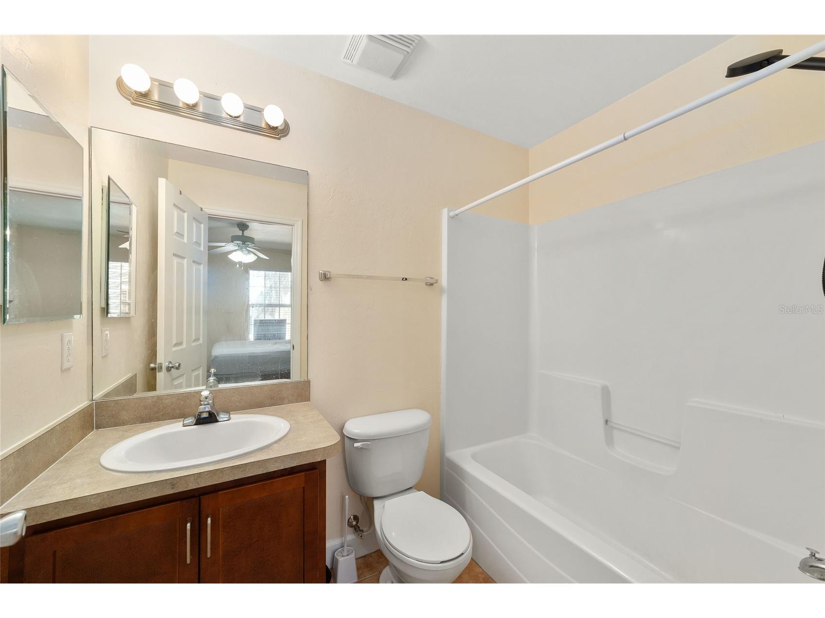 2915 SW 35th Place #102 Gainesville FL 32608 GC536551 image29