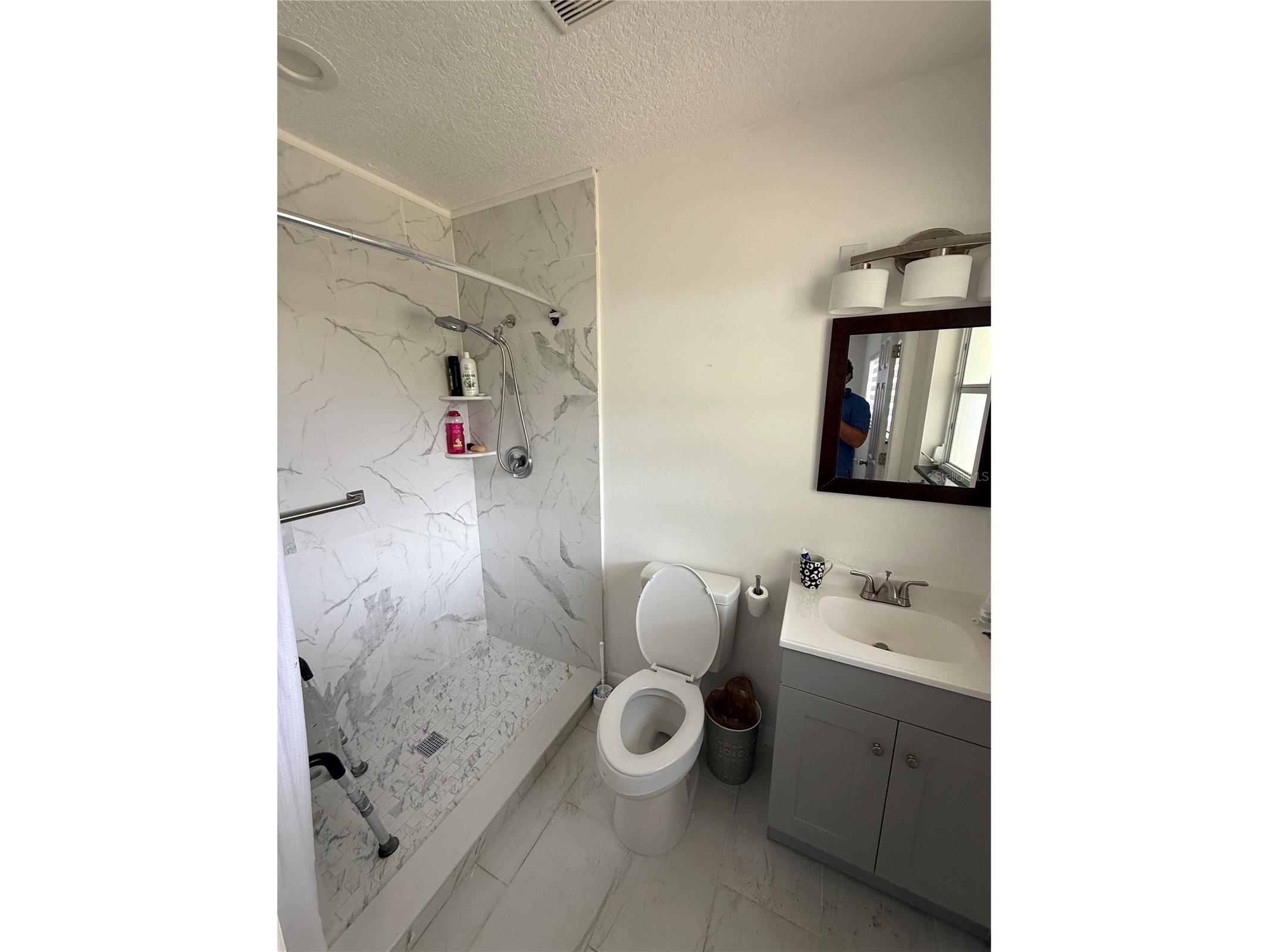 2915 Webber Street Sarasota FL 34239 A4696773 image7