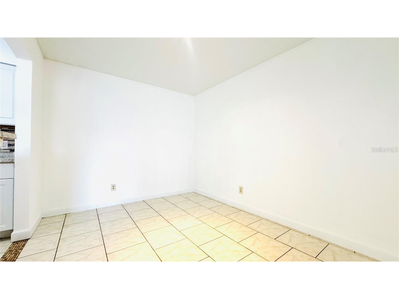 2915 Winkler Avenue #811 Fort Myers FL 33916 TB8434237 image5