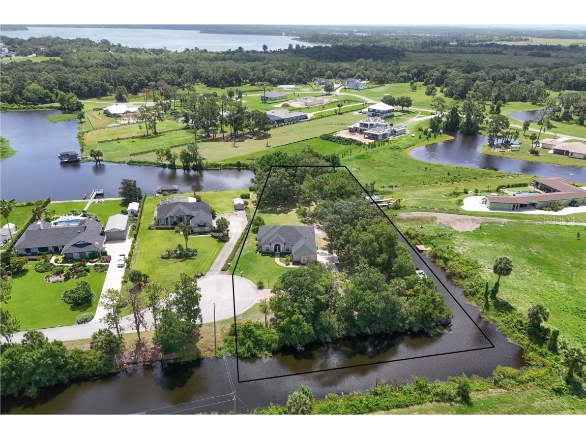 29152 David Court Tavares FL 32778 - CANAL TO HARRIS CHAIN OF LAKES G5098034 image1