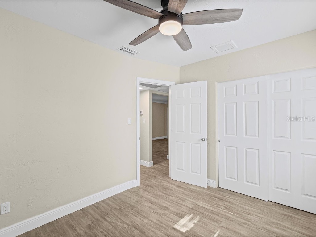 2916 22nd Street N Saint Petersburg FL 33713 TB8448403 image11