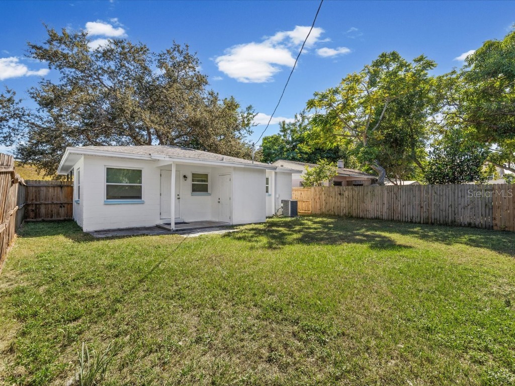 2916 22nd Street N Saint Petersburg FL 33713 TB8448403 image14