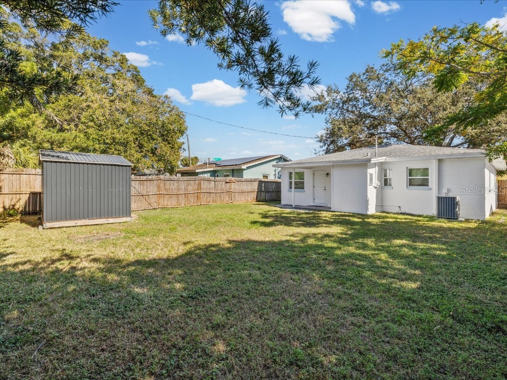 2916 22nd Street N Saint Petersburg FL 33713 TB8448403 image16