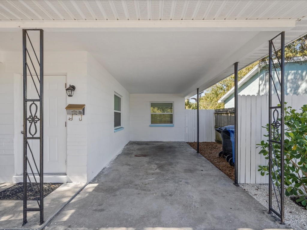 2916 22nd Street N Saint Petersburg FL 33713 TB8448403 image17