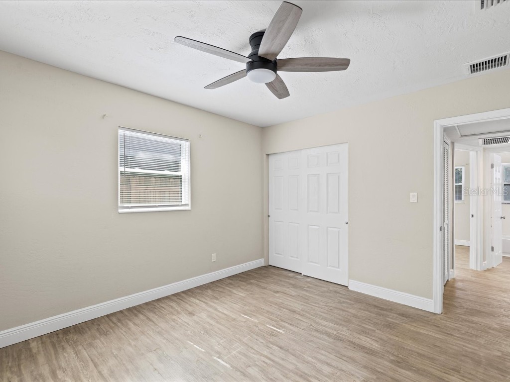 2916 22nd Street N Saint Petersburg FL 33713 TB8448403 image9