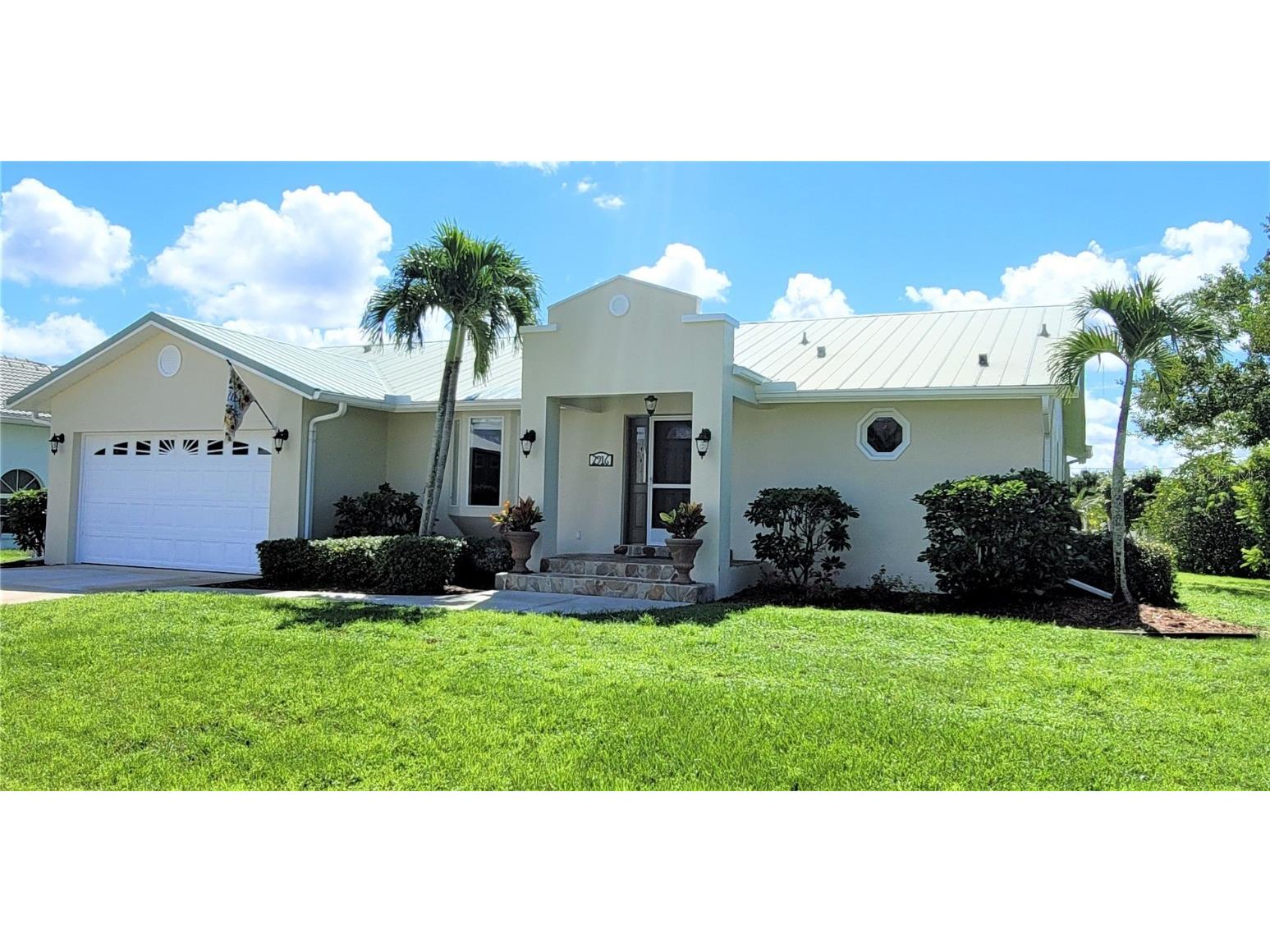 2916 Caribbean Drive Punta Gorda FL 33950 C7469502 image1