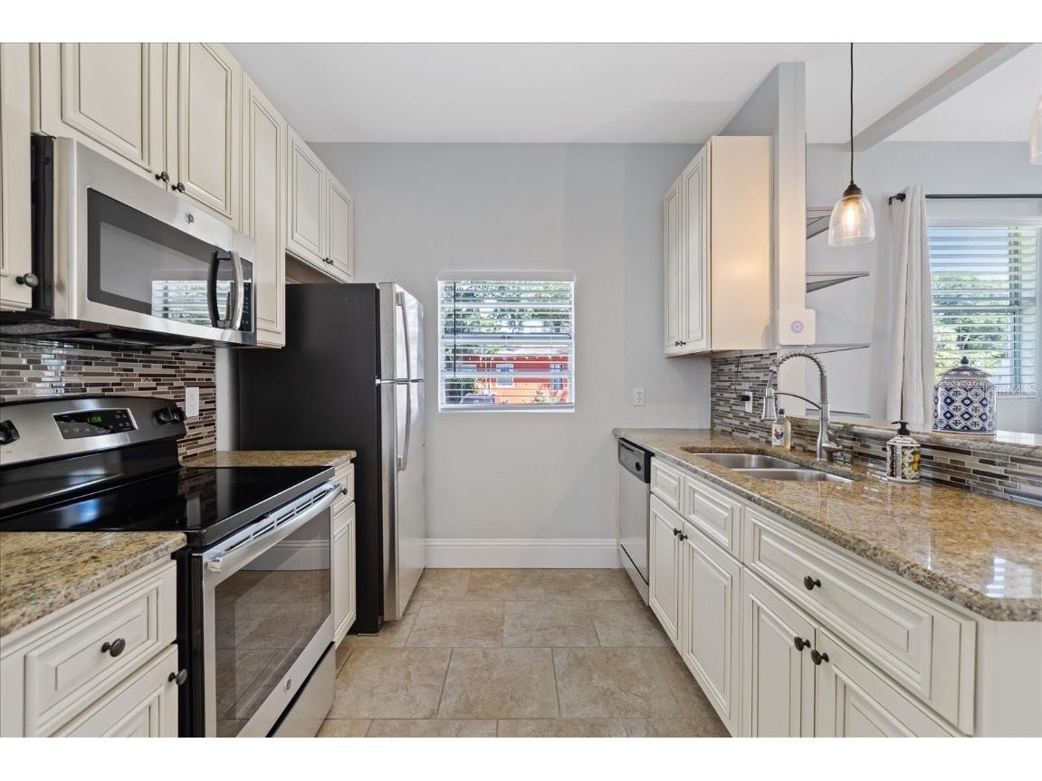 2916 N Highland Avenue Tampa FL 33602 TB8452282 image13