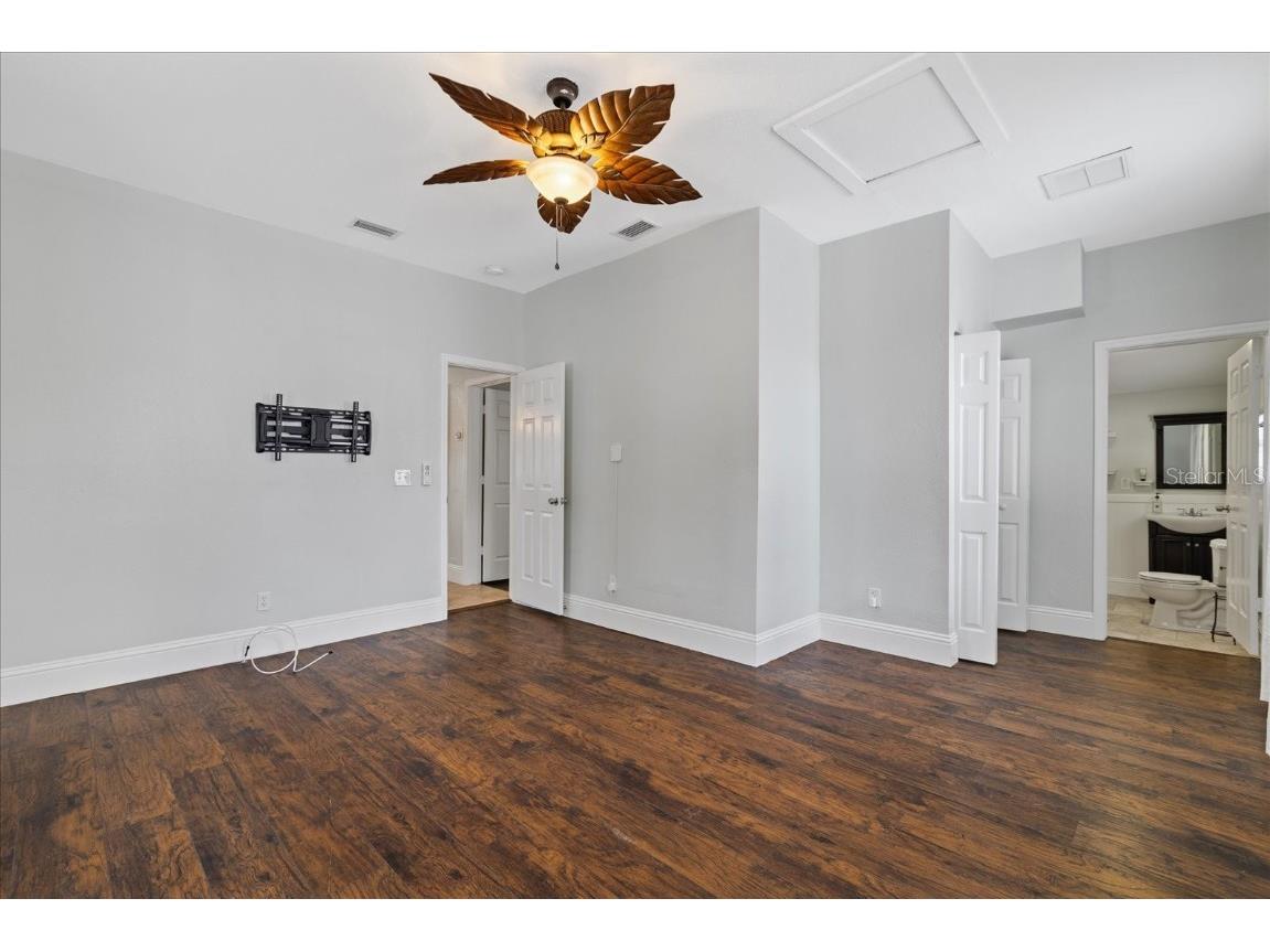 2916 N Highland Avenue Tampa FL 33602 TB8452282 image20