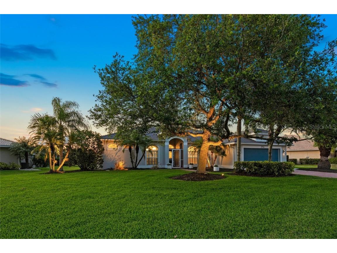 2916 Seasons Boulevard Sarasota FL 34240 A4598957 image1