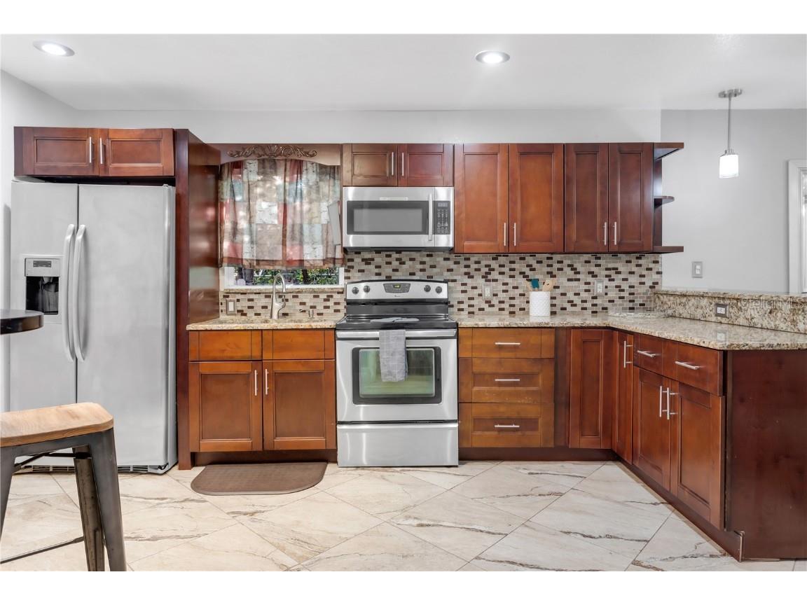 2916 W Crest Avenue Tampa FL 33614 TB8384069 image10