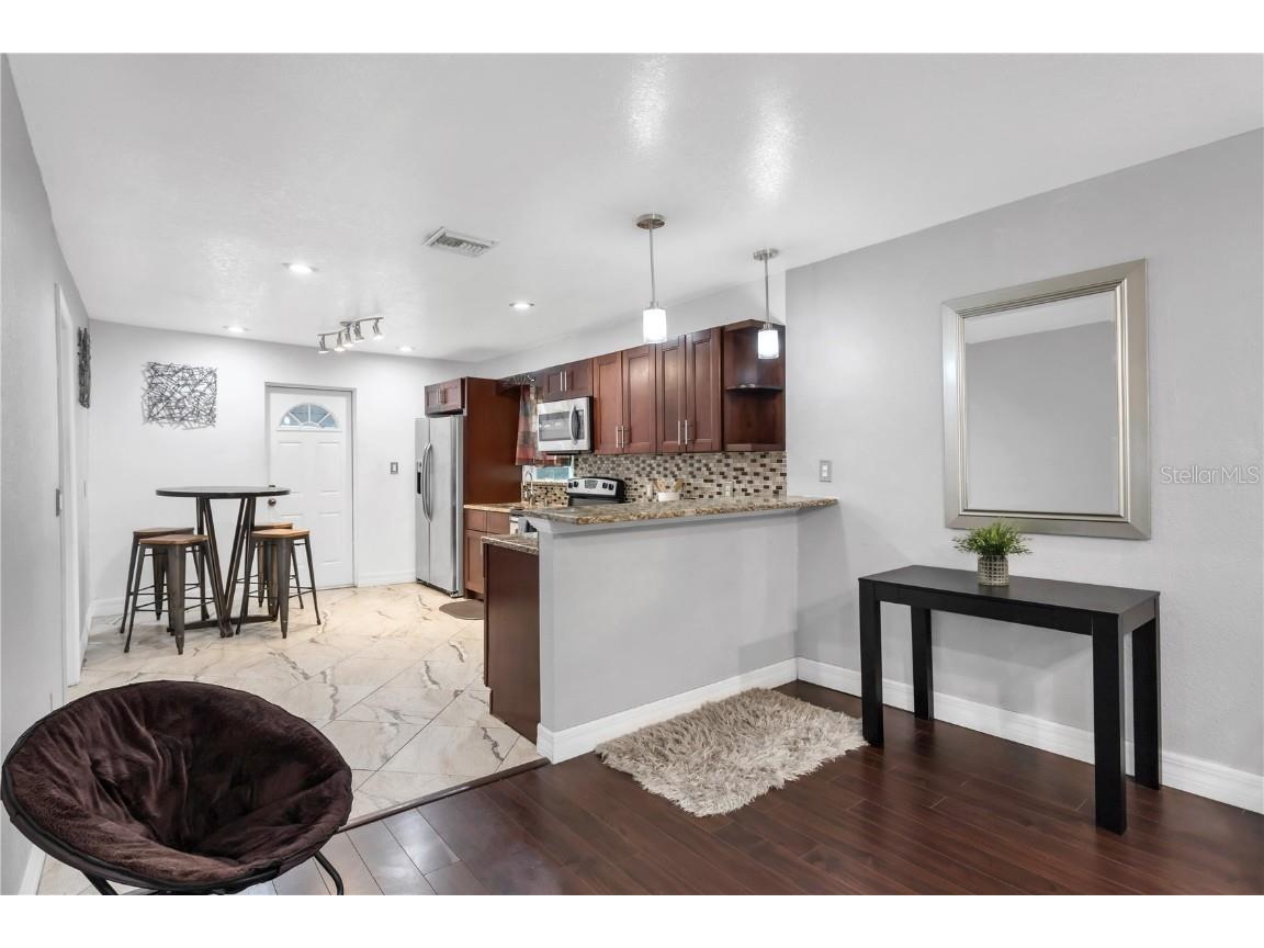 2916 W Crest Avenue Tampa FL 33614 TB8384069 image8