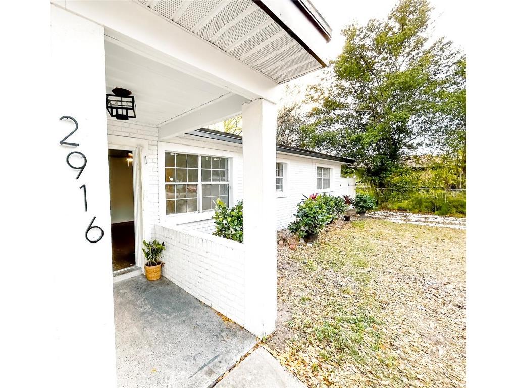 2916 W Paris Street #1 Tampa FL 33614 A4600984 image1