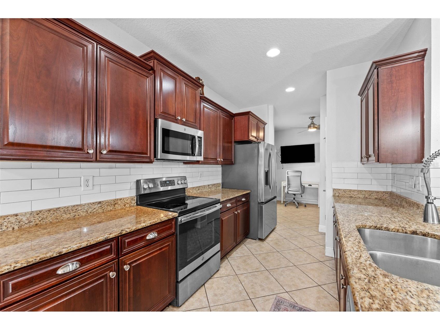 2916 Winglewood Circle Lutz FL 33558 TB8503322 image15