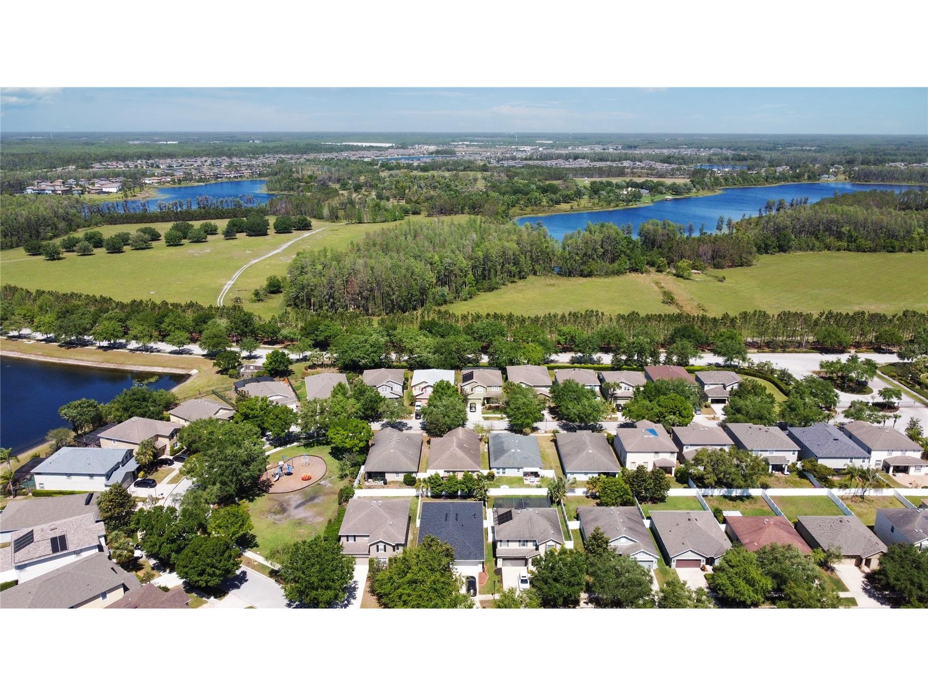 2916 Winglewood Circle Lutz FL 33558 TB8503322 image46
