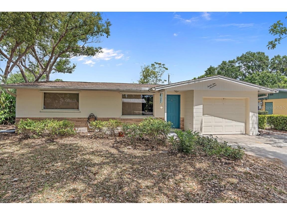 2917 New England Street Sarasota FL 34231 A4566804 image1