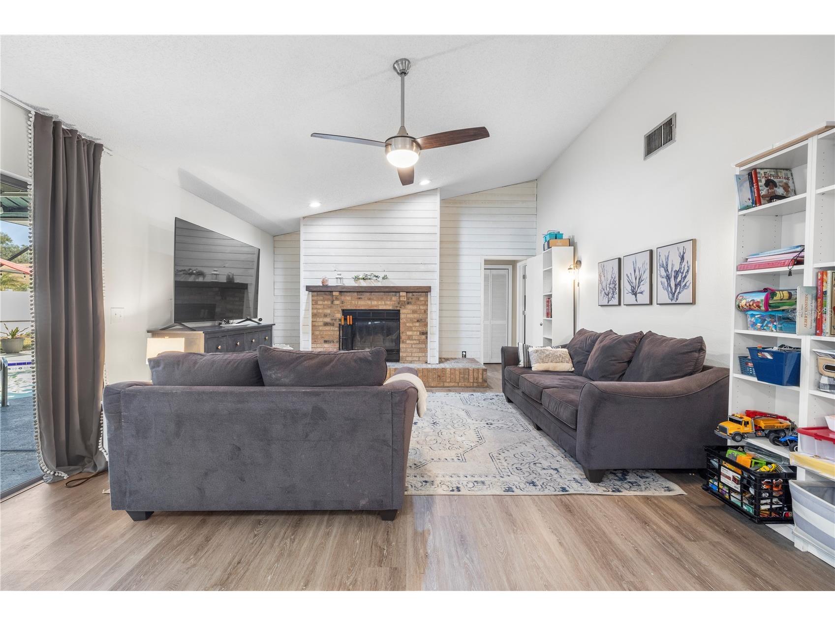 2917 Starmount Drive Valrico FL 33596 TB8461749 image21