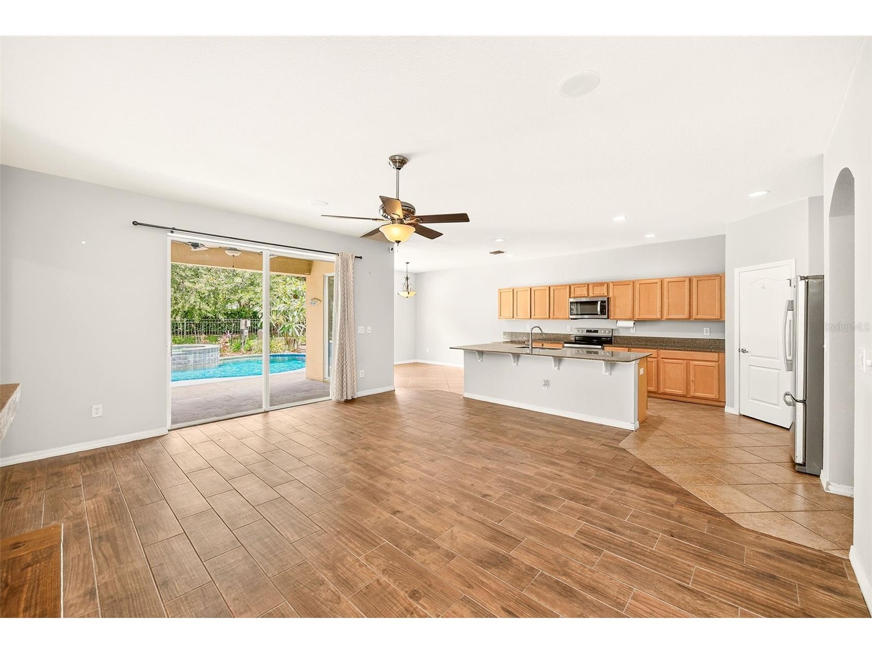 2917 Winglewood Circle Lutz FL 33558 TB8527338 image6