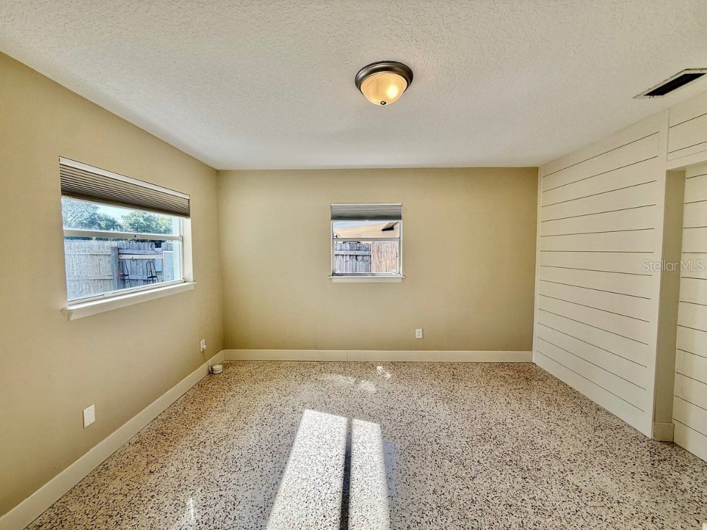 2918 10th Avenue N Saint Petersburg FL 33713 TB8451543 image20