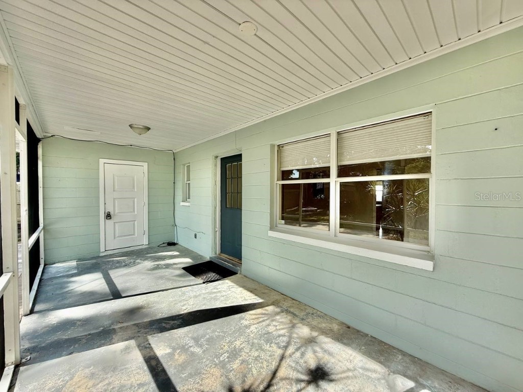 2918 10th Avenue N Saint Petersburg FL 33713 TB8451543 image34