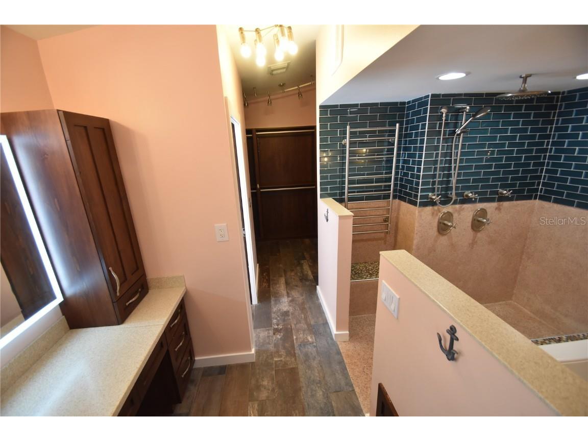 2918 10th Street N Saint Petersburg FL 33704 TB8439997 image21