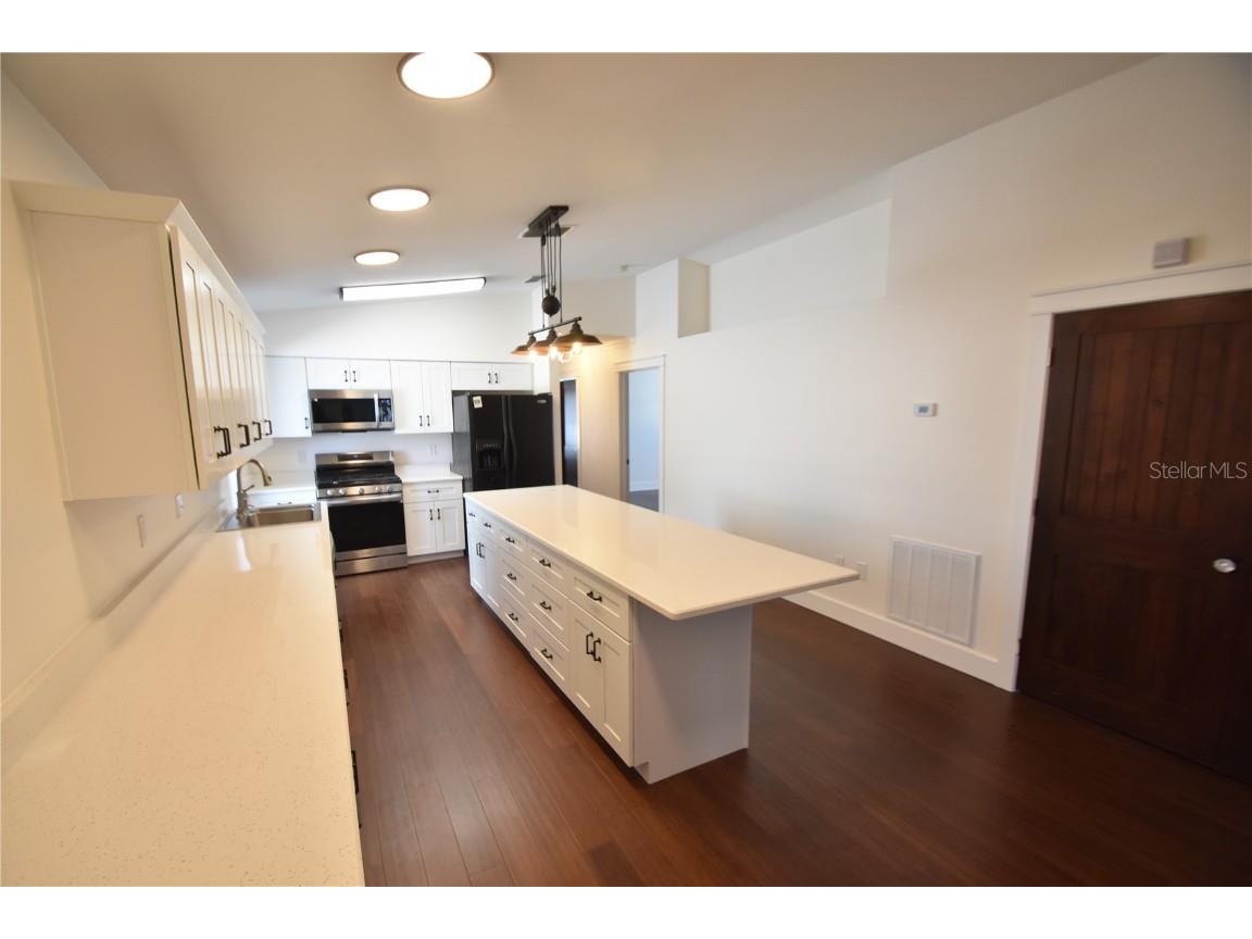 2918 10th Street N Saint Petersburg FL 33704 TB8439997 image32