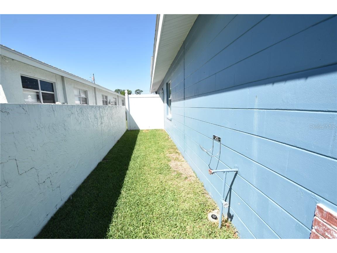 2918 10th Street N Saint Petersburg FL 33704 TB8439997 image44