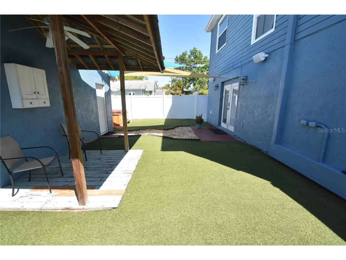 2918 10th Street N Saint Petersburg FL 33704 TB8439997 image50