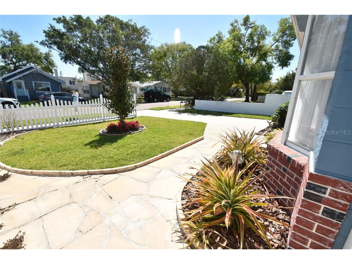 2918 10th Street N Saint Petersburg FL 33704 TB8439997 image7