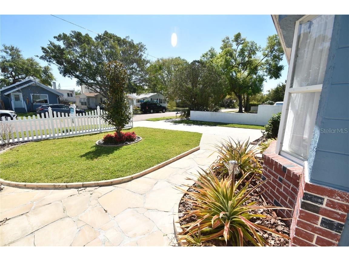 2918 10th Street N Saint Petersburg FL 33704 TB8439997 image8