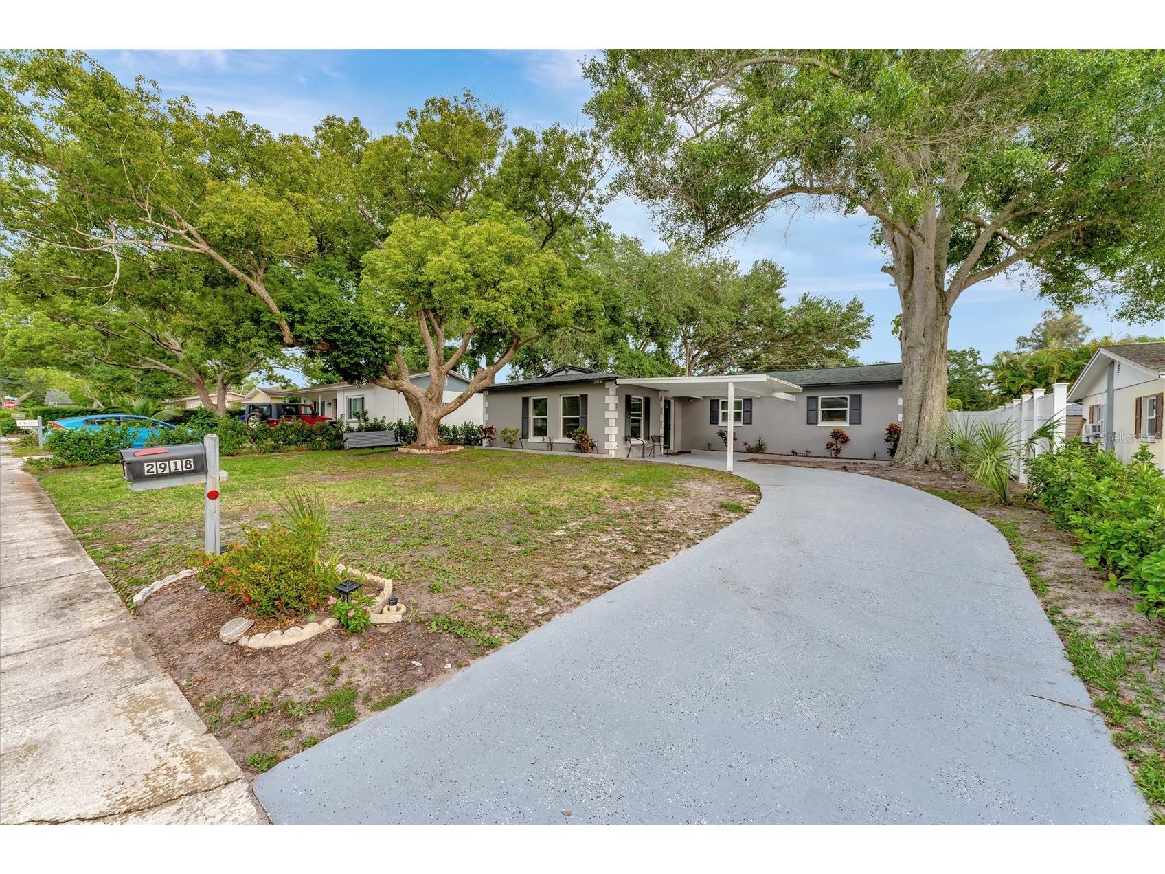 2918 19th Place SW Largo FL 33774 TB8426034 image1