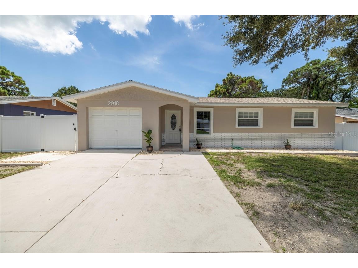 2918 46th Avenue S Saint Petersburg FL 33712 A4577064 image1