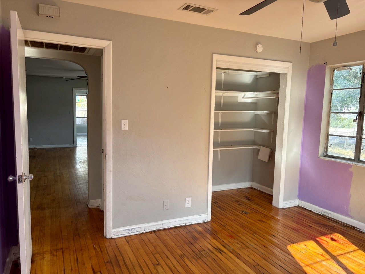 2918 49th Street N Saint Petersburg FL 33710 TB8464149 image10