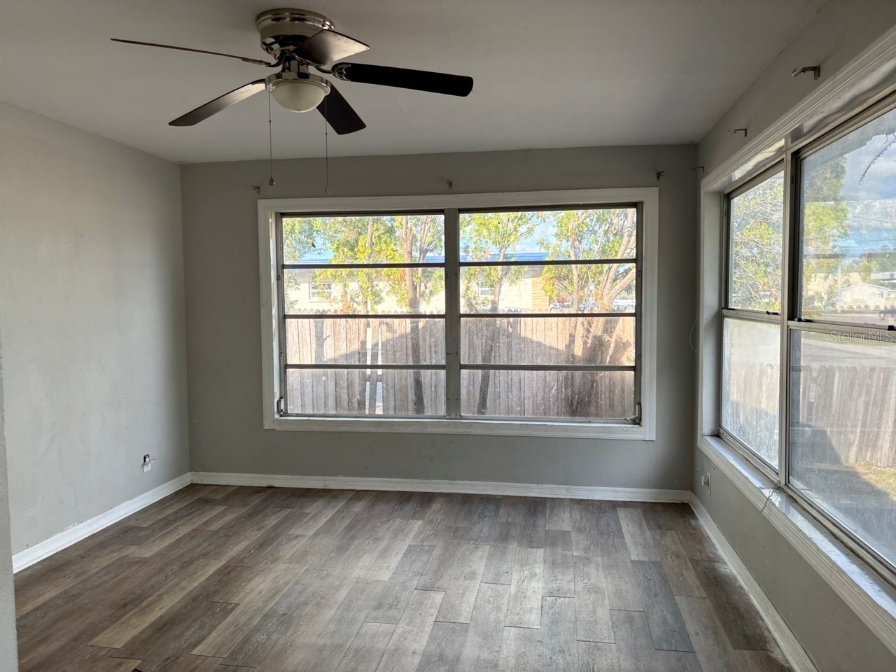 2918 49th Street N Saint Petersburg FL 33710 TB8464149 image5