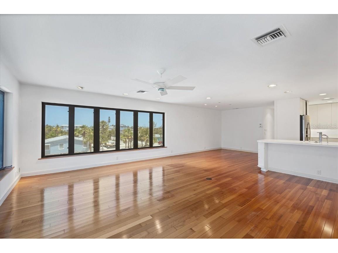 2918 Avenue E Holmes Beach FL 34217 A4650561 image27