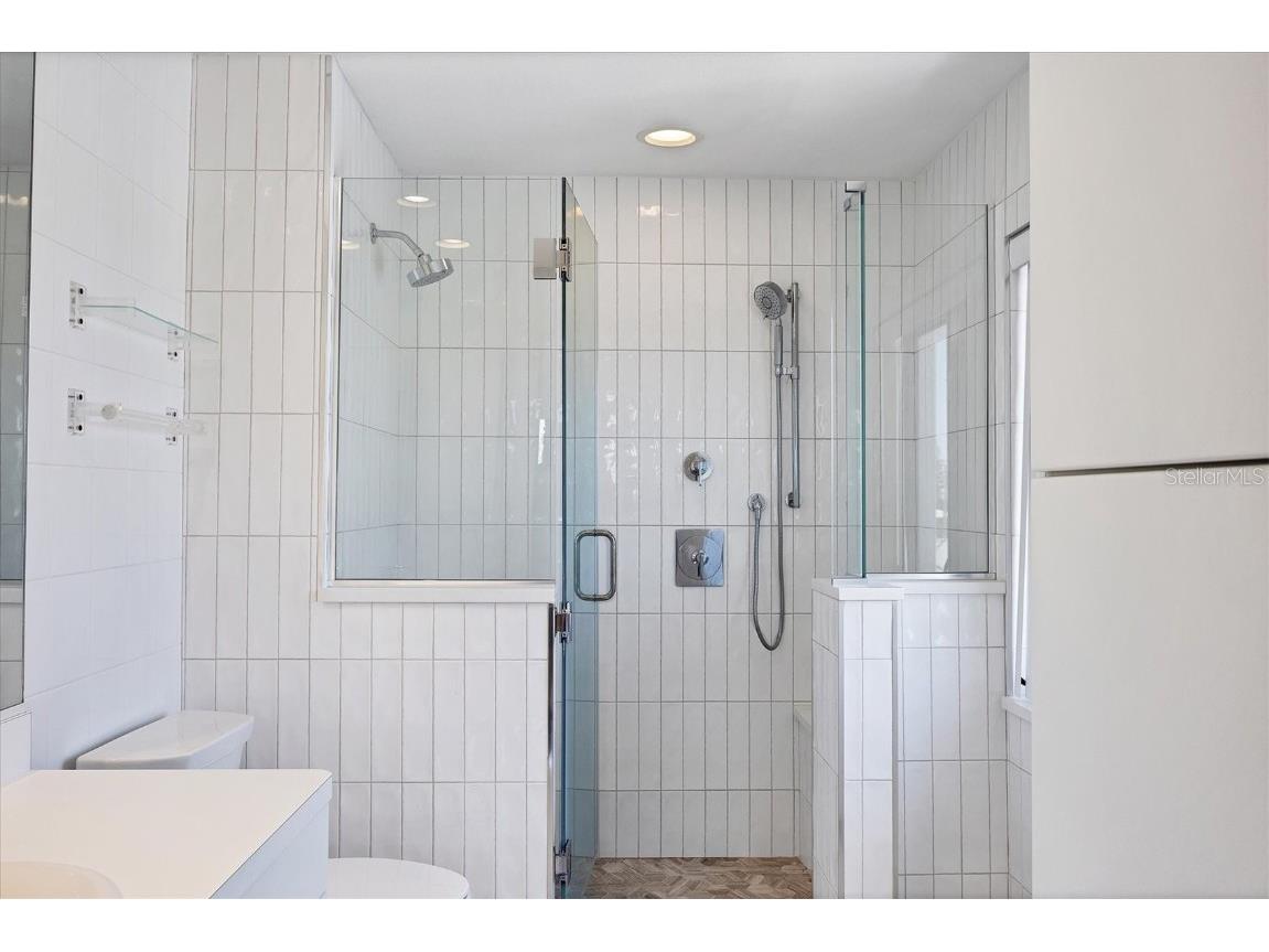 2918 Avenue E Holmes Beach FL 34217 A4650561 image31