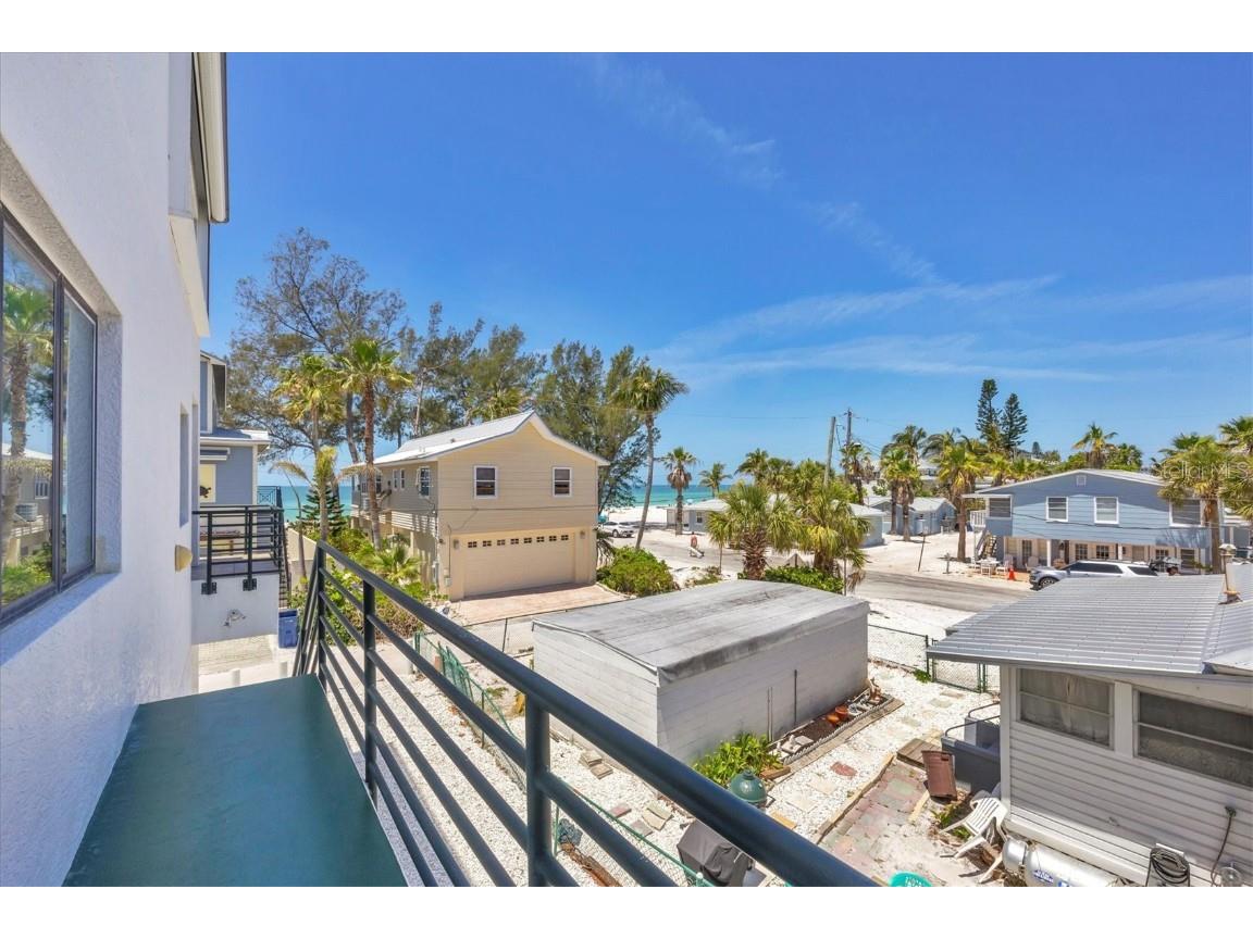 2918 Avenue E Holmes Beach FL 34217 A4650561 image32