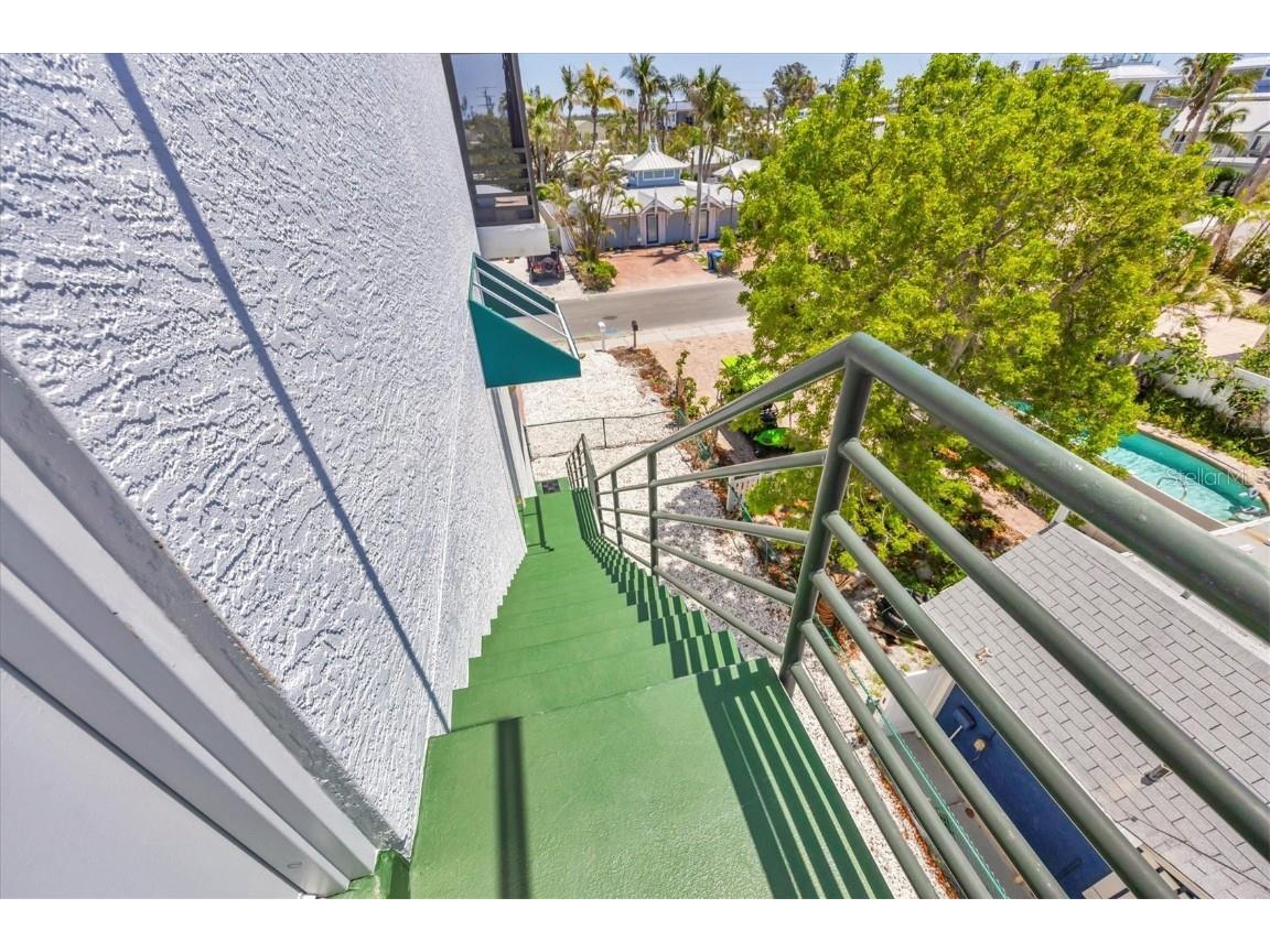 2918 Avenue E Holmes Beach FL 34217 A4650561 image36