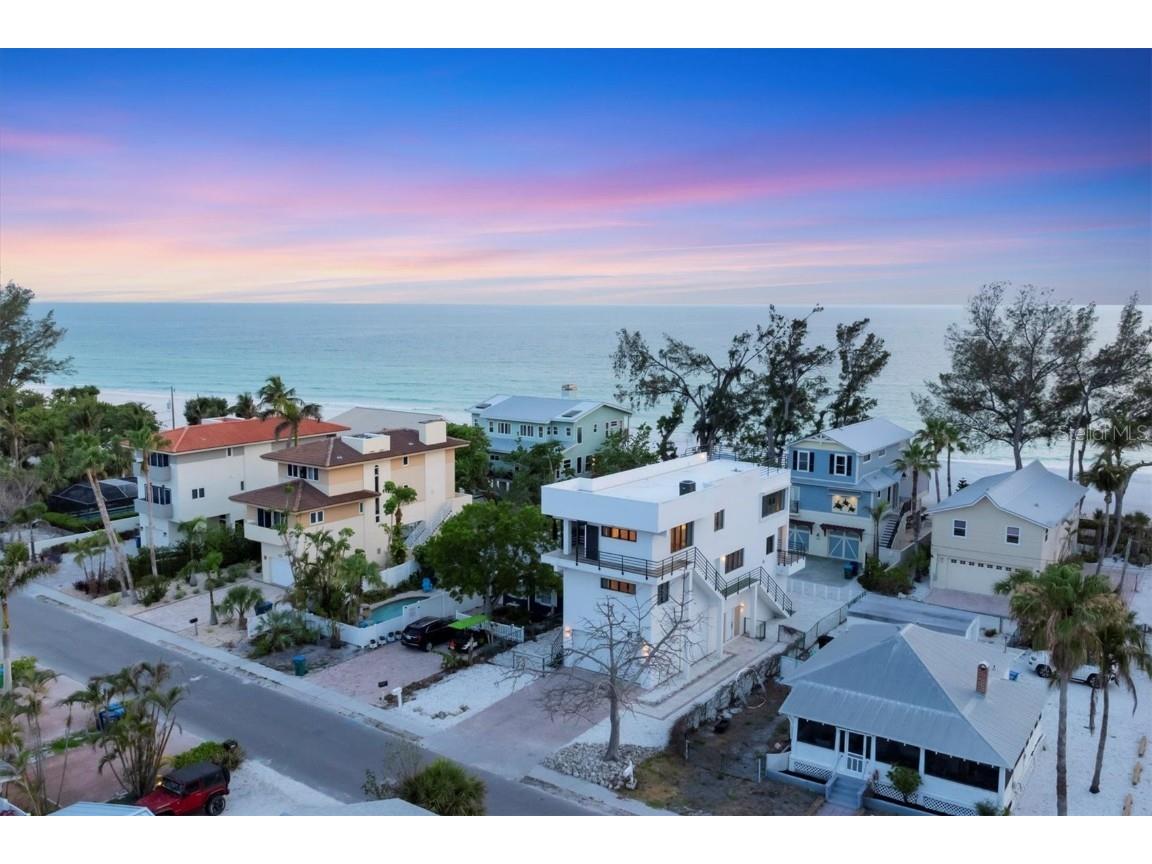 2918 Avenue E Holmes Beach FL 34217 A4650561 image4