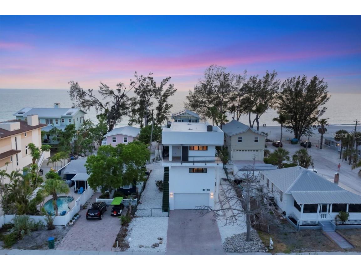 2918 Avenue E Holmes Beach FL 34217 A4650561 image5