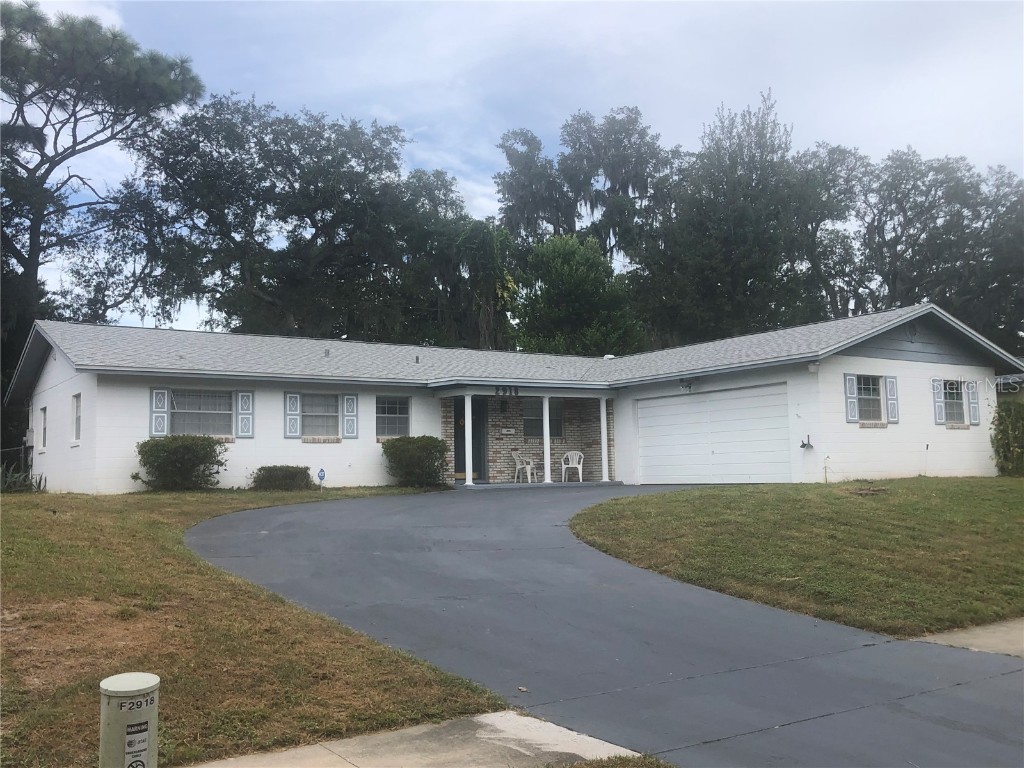 2918 Castle Oak Ave Orlando FL 32808 O5977389 image1