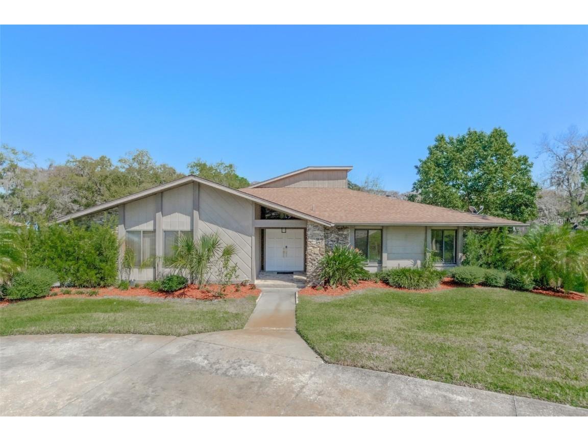 2918 Cocovia Way Leesburg FL 34748 G5093293 image1