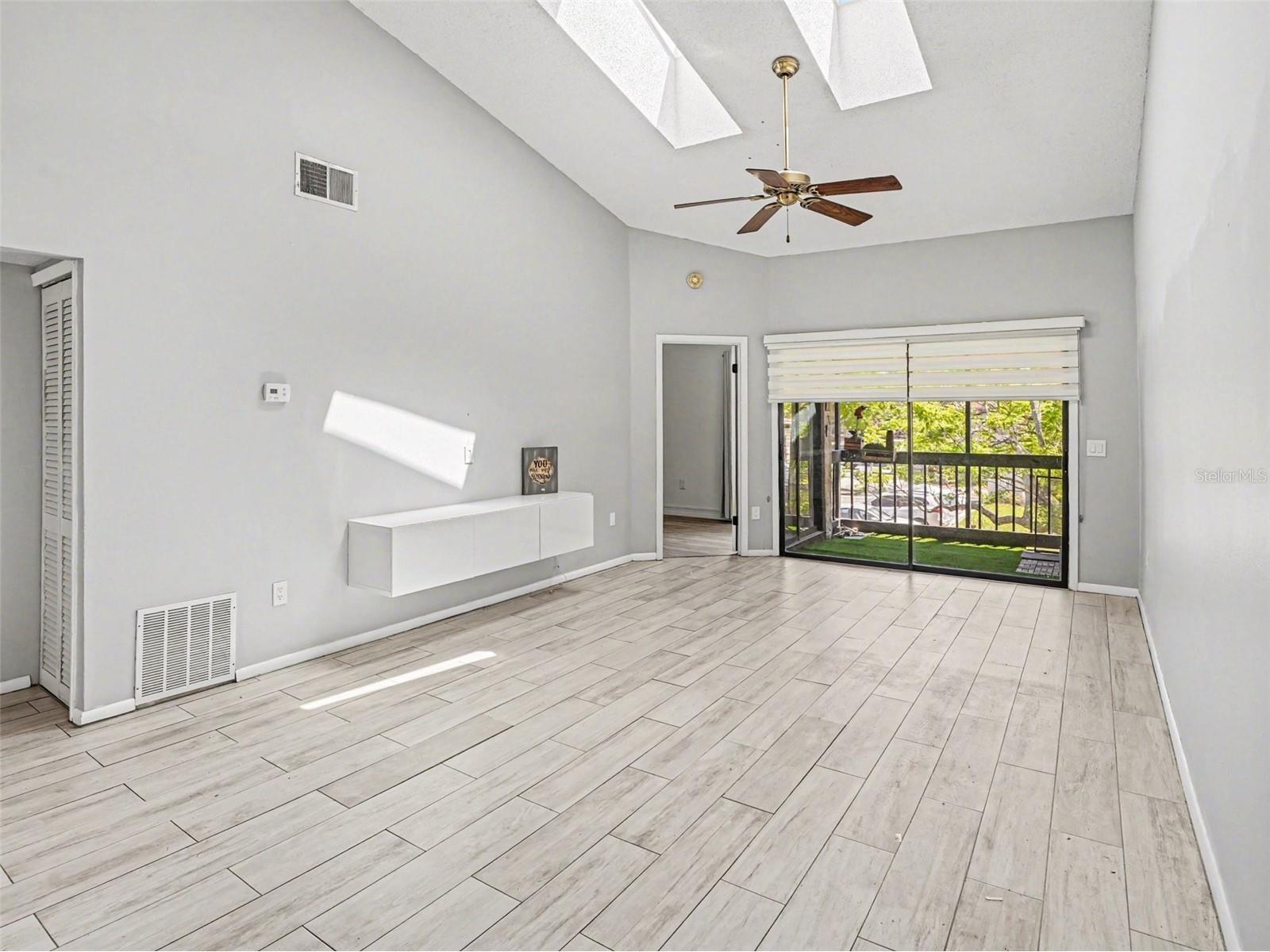 2918 S Semoran Boulevard #E2 Orlando FL 32822 O6395057 image10