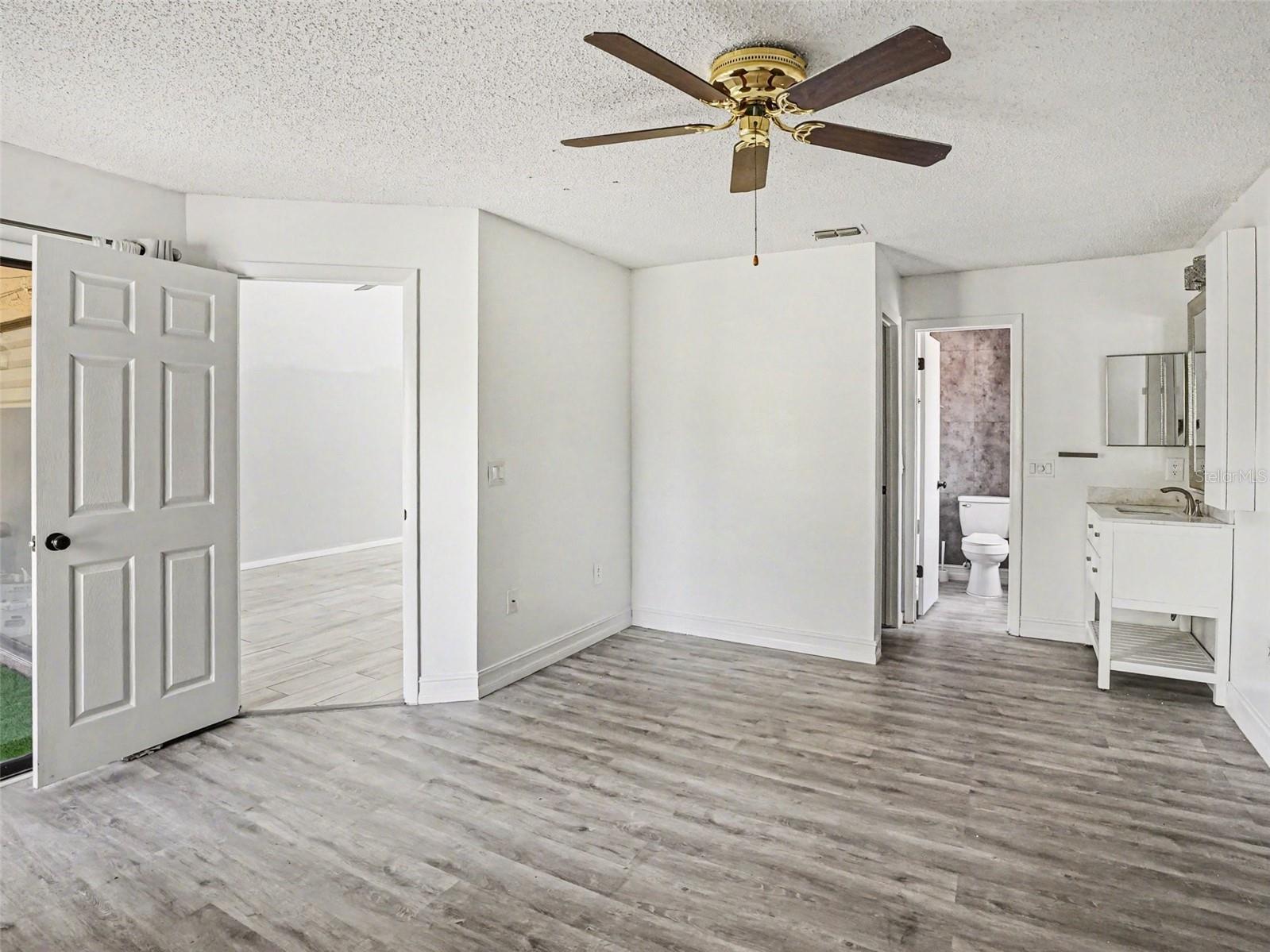 2918 S Semoran Boulevard #E2 Orlando FL 32822 O6395057 image20