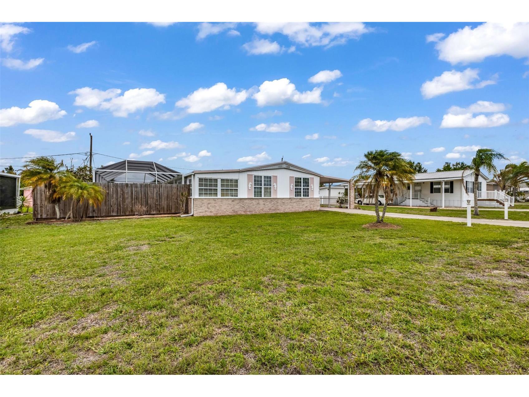 29180 Crawford Avenue Punta Gorda FL 33982 C7524324 image2