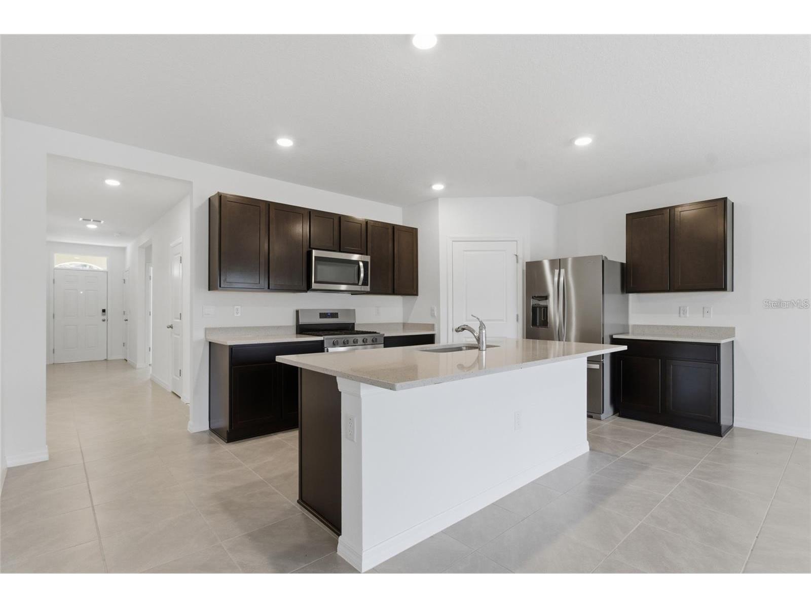 2919 Gardiner Lane Zephyrhills FL 33541 TB8515146 image3