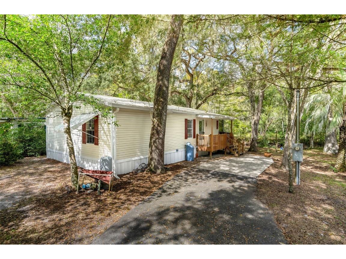 29193 Lawton Drive Nobleton FL 34661 W7859281 image1