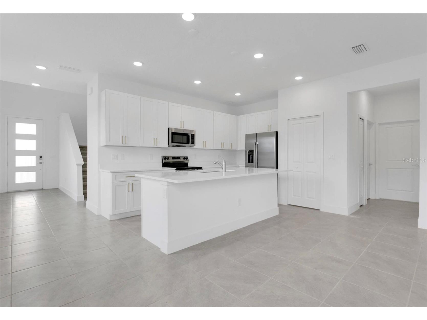 292 Elena Lavin Circle Orlando FL 32807 O6416543 image6