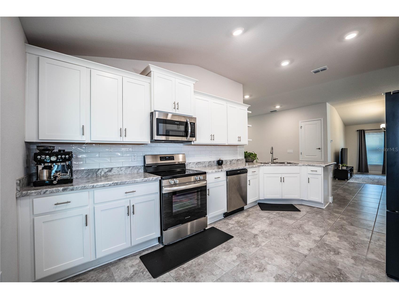 292 Krenson Bay Loop Winter Haven FL 33881 L4962135 image16
