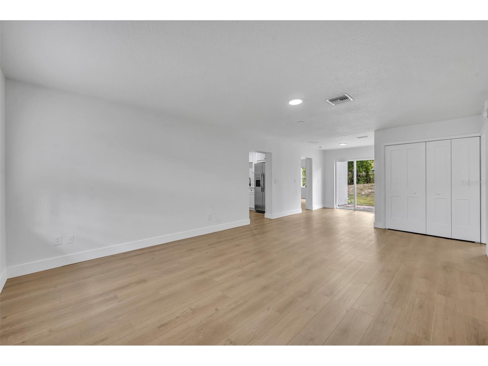 292 S 3rd Street #A AND B Lake Mary FL 32746 O6402371 image3